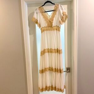 White with tan lace trim Women’s long summer dress, Size S